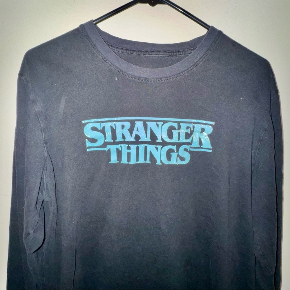 *Flaws* Stranger Things x Chogrin Elegorgon Long Sleeve Shirt - Picture 2 of 11